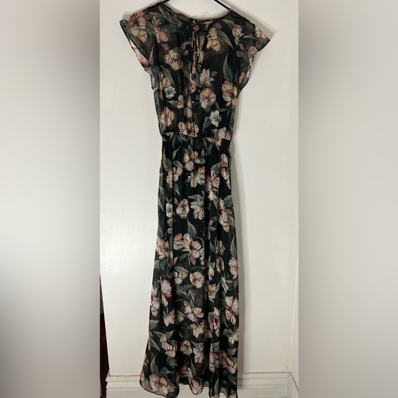 Long floral dress - Picture 2 of 7